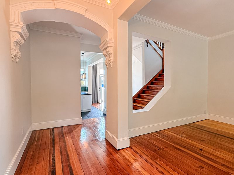 The Most Comfortable, Character-Filled Home to Rent in the Heart of Three Anchor Bay Cape Town! - Photo 9