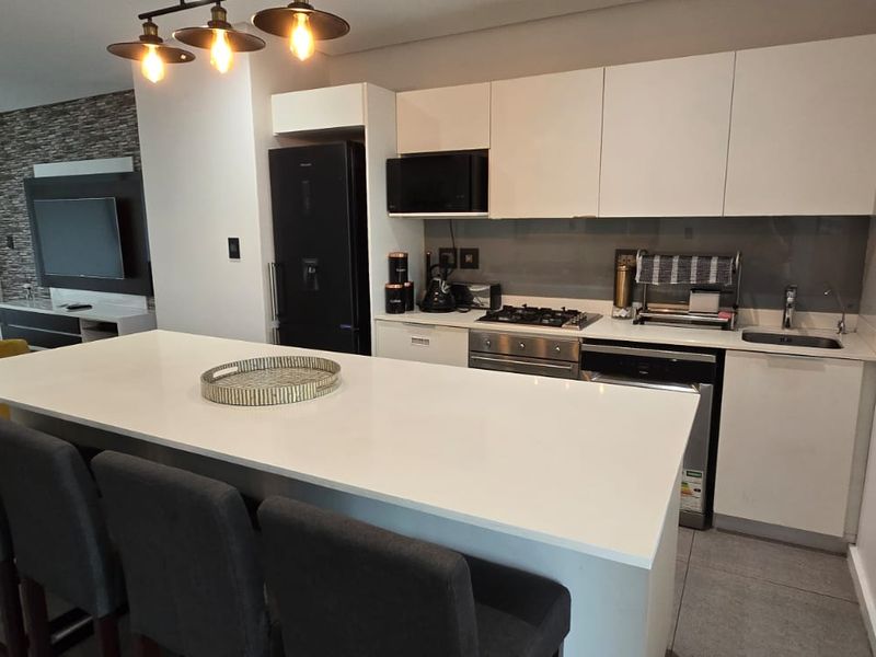 Prime Property - Two bedroom fully furnished - Photo 4