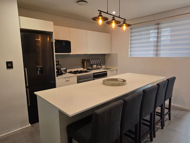 Prime Property - Two bedroom fully furnished - Photo 3