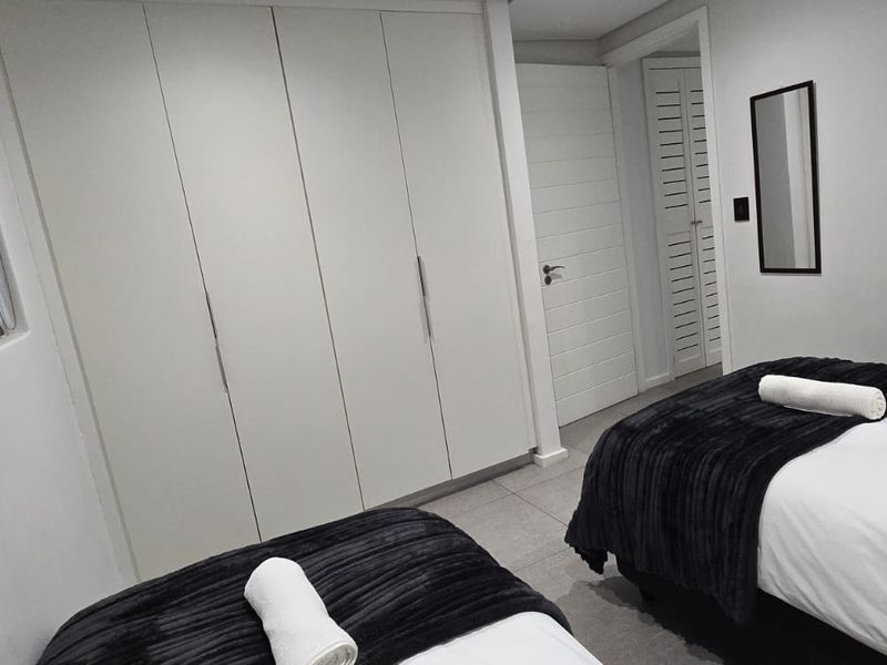 Prime Property - Two bedroom fully furnished - Photo 8