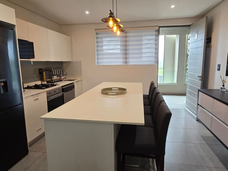 Prime Property - Two bedroom fully furnished - Photo 5