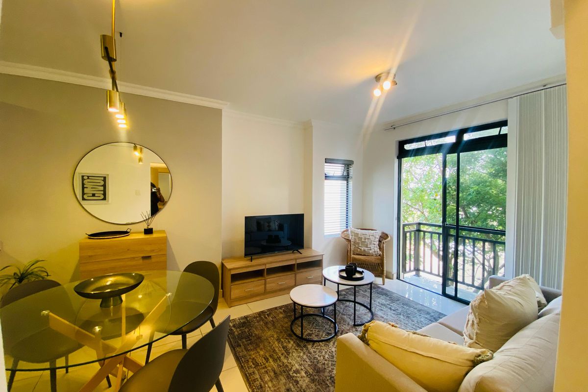 Prime  Property Presents A Stunning Two Bedroom Apartment Situated In Umhlanga Ridge For Sale - Photo 3