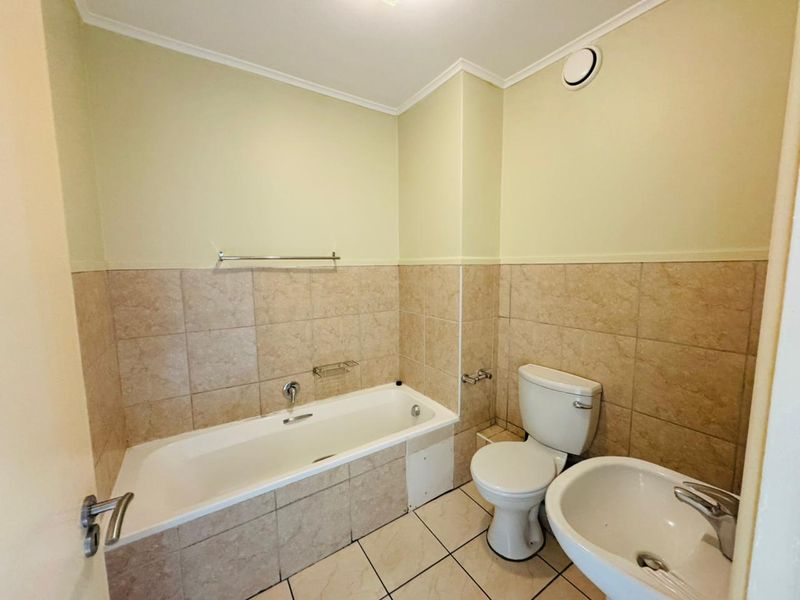 2 bedroom apartment for sale in umhlanga - Photo 7