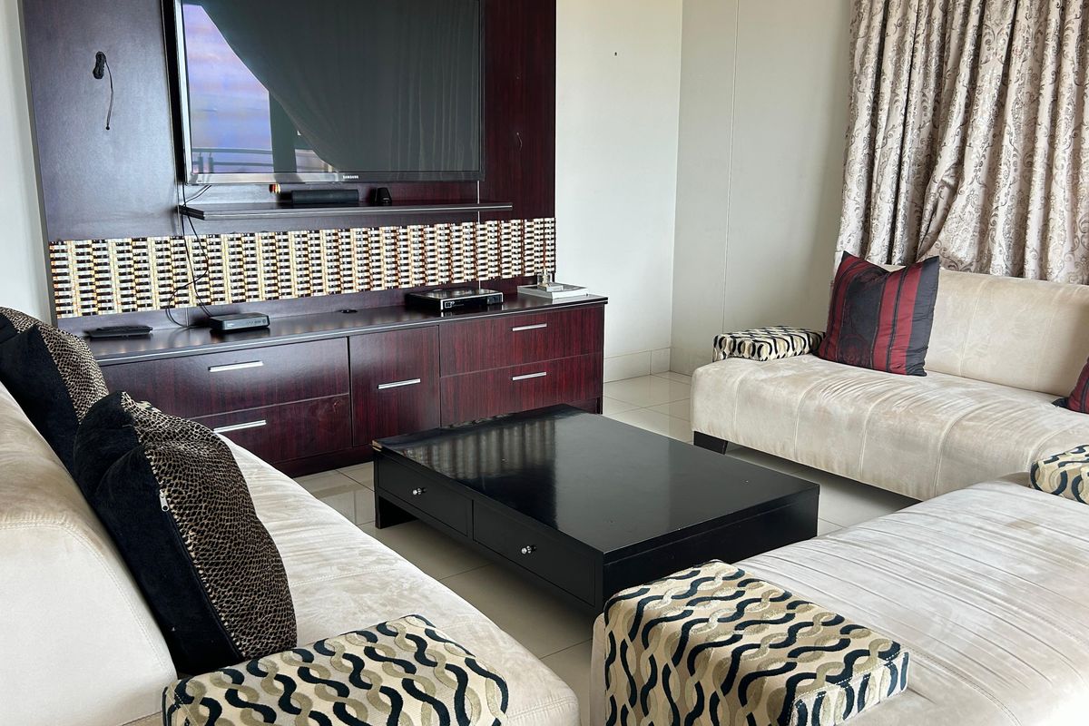 Fully furnished and charming 3 bedroom - Prime property's feature - Photo 4