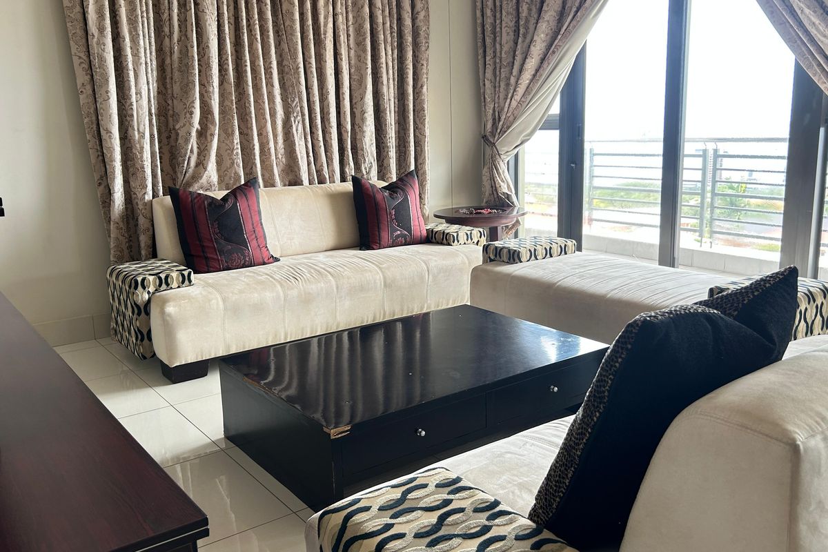 Fully furnished and charming 3 bedroom - Prime property's feature - Photo 3