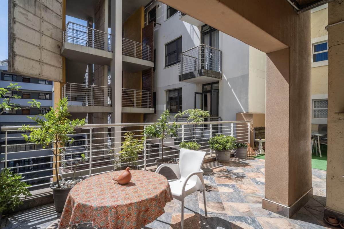 Modern 2 Bedroom Apartment for Sale in Umhlanga Ridge. - Photo 4