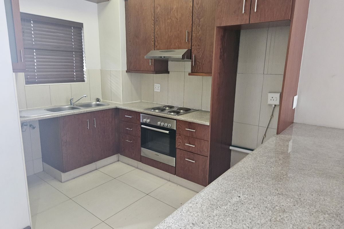 Prime Property presents Aldrovande Palace apartment for sale - Photo 4