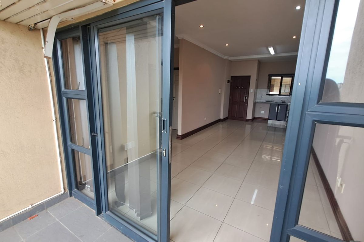 Prime Property presents The Quartz apartment for rent - Photo 3