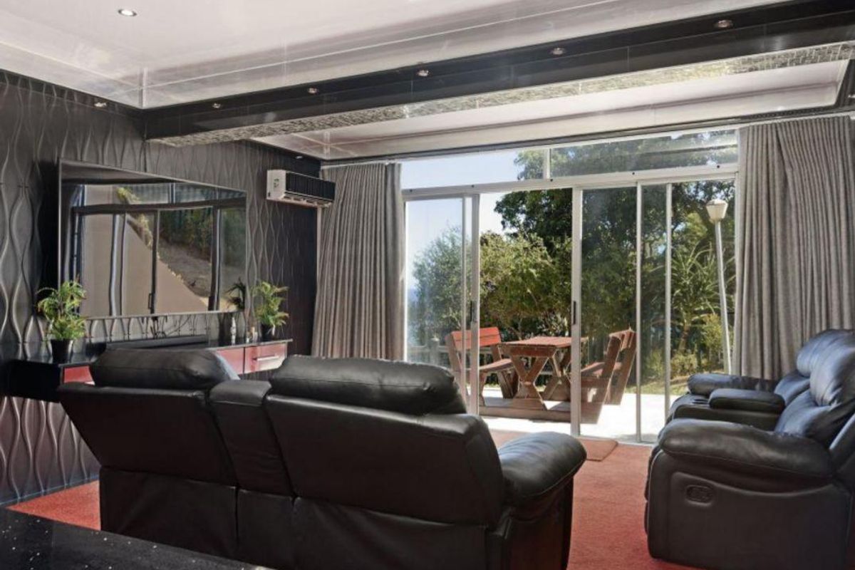 Modern, Fully Furnished Coastal Living in the Heart of Umdloti - Photo 3