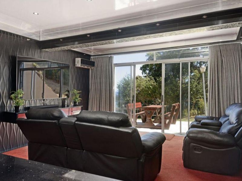 Modern, Fully Furnished Coastal Living in the Heart of Umdloti - Photo 3