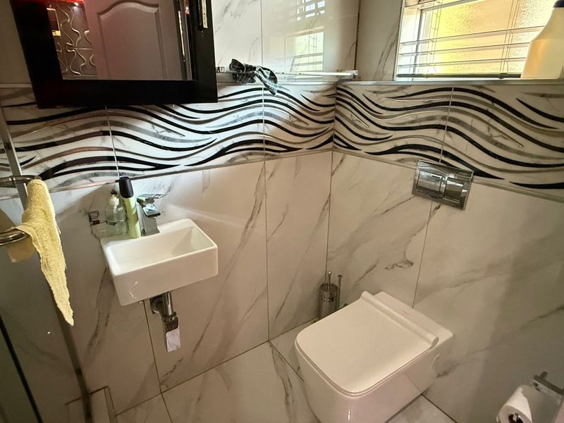 Modern, Fully Furnished Coastal Living in the Heart of Umdloti - Photo 8