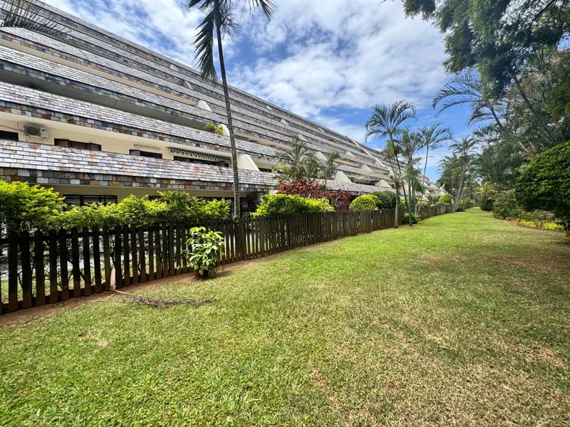 Spacious 3-Bedroom Apartment For Sale. - Photo 6