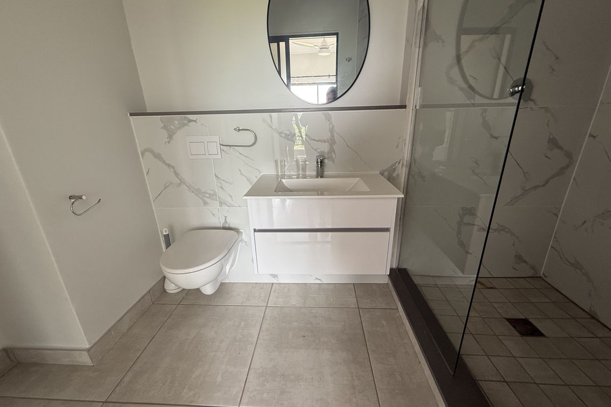 Luxury 2 Bed 2 Bath Apartment in Izinga Eco Estate - Photo 4