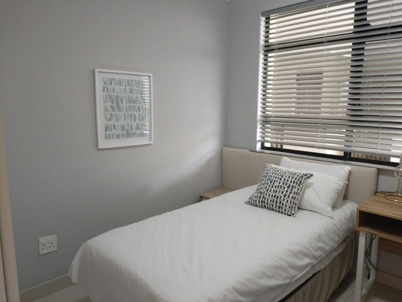 Great Investment!! Affordable!! Buy this two bedroom apartment today!! - Photo 5