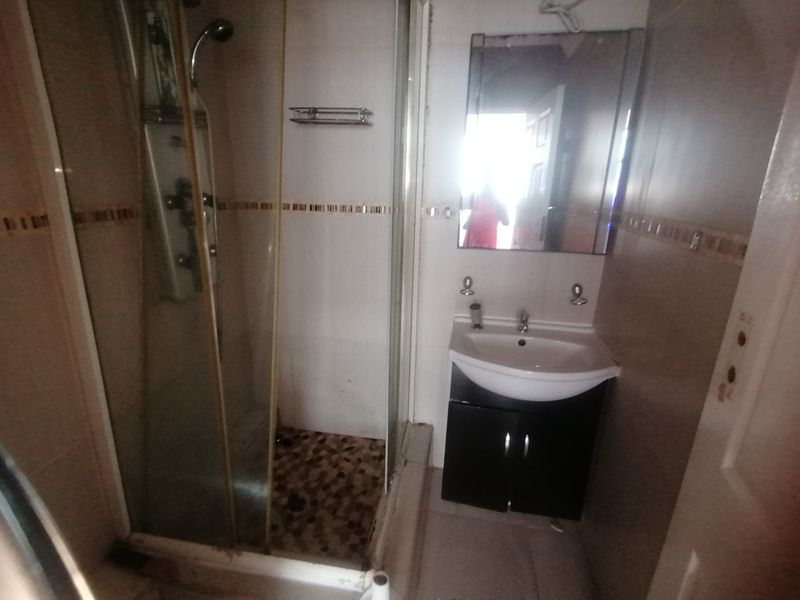 2 Bedroom 2 Bathroom  Apartment With Sea Views  For Sale - Photo 9