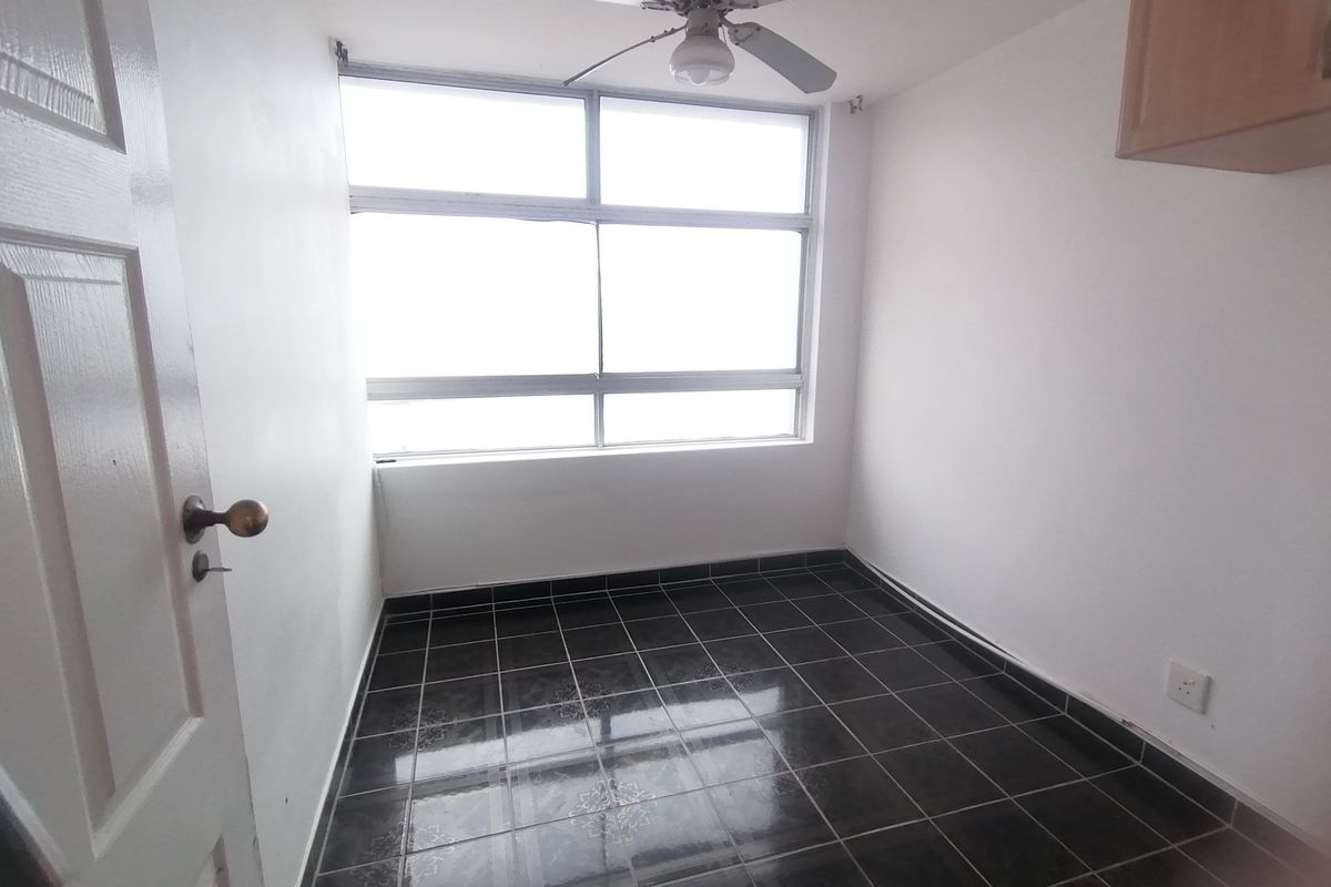 2 Bedroom 2 Bathroom  Apartment With Sea Views  For Sale - Photo 5