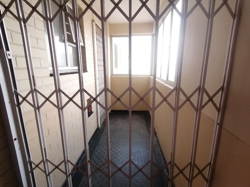 2 Bedroom Furnished Frontline With Ocean Views  For Sale - Photo 2