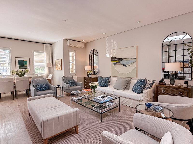 Ultra-Stylish Fully Furnished 2-Bedroom Home in Sought-After Green Point - Photo 6
