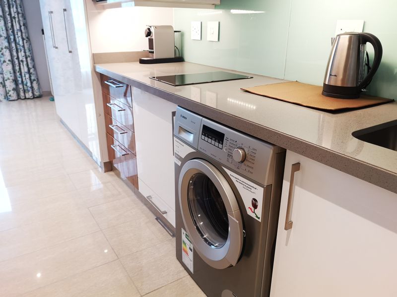 Prime property presents - Furnished studio - Photo 7