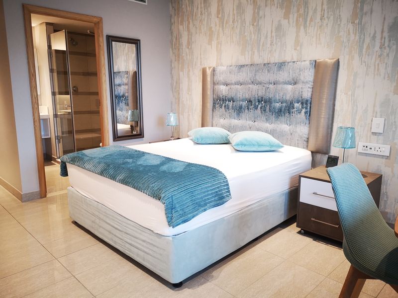 Prime property presents - Furnished studio - Photo 2