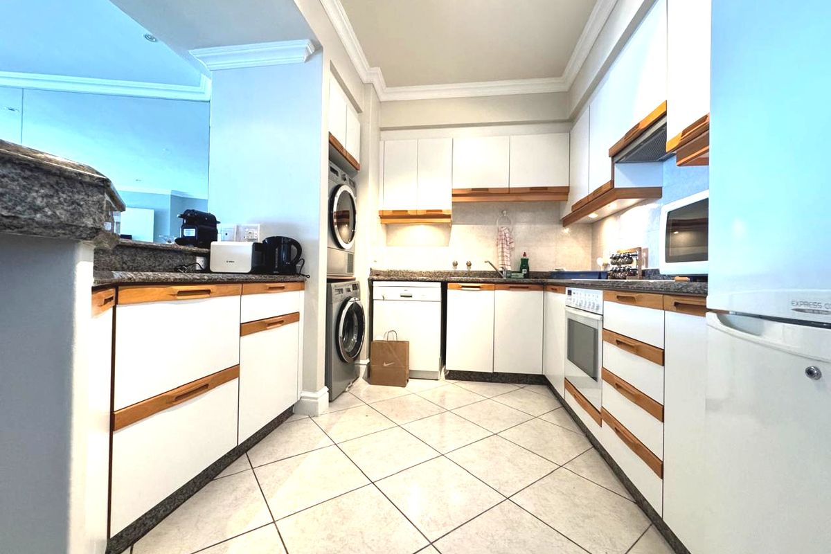 Prime Umhlanga 3 Bedroom Apartment for Rent – Fully Furnished Luxury Living - Photo 2