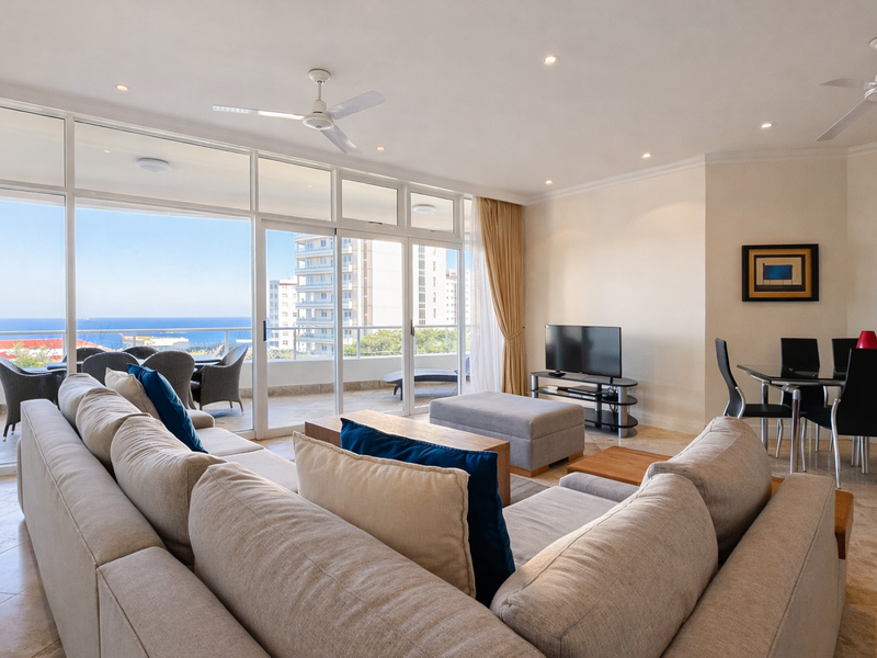 Luxury Beachfront 2 bed with Sea Views, Backup Power & Direct Beach Access! - Photo 7