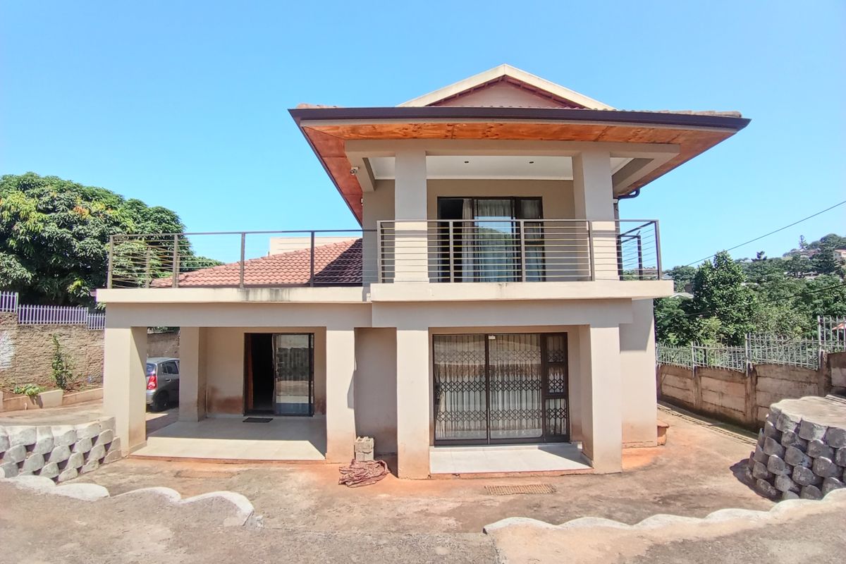 Newly Renovated 3-Bedroom Home for Sale Buxon Street, Grangetown, Verulam - Photo 3