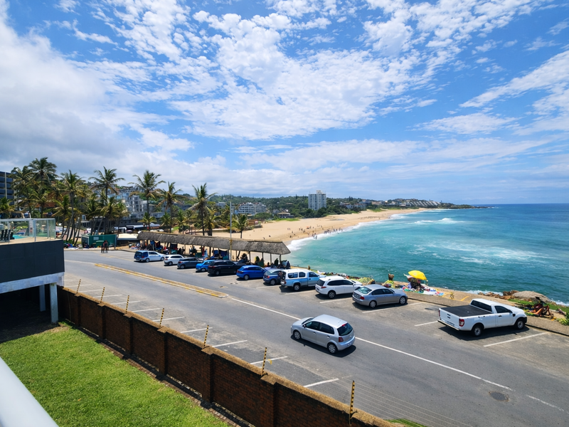 Apartment For Sale In Margate - Photo 2