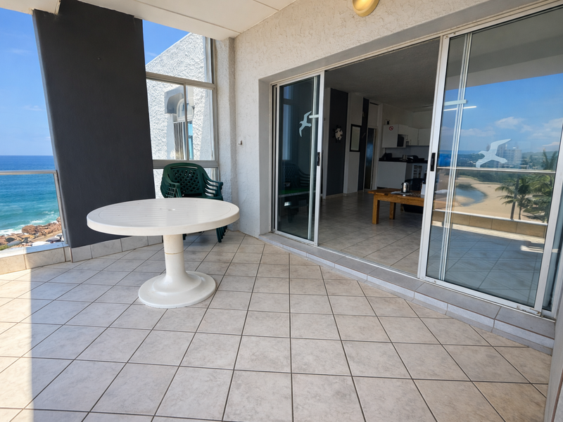 Apartment For Sale In Margate - Photo 4