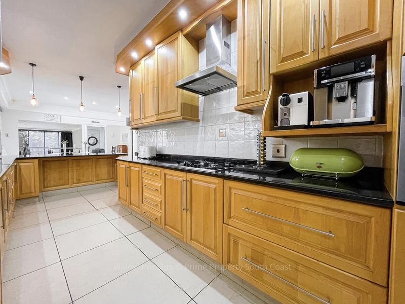 Apartment Block For Sale In Margate - Photo 7