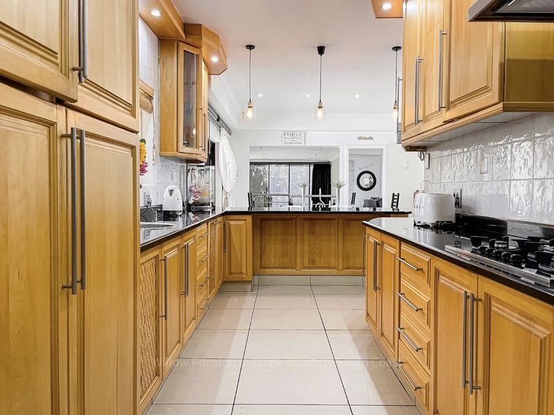 Apartment Block For Sale In Margate - Photo 6