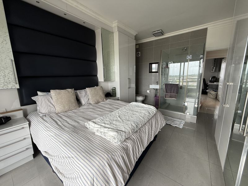 Stunning 2 Bed 2 Bath in Central Umhlanga - Photo 9