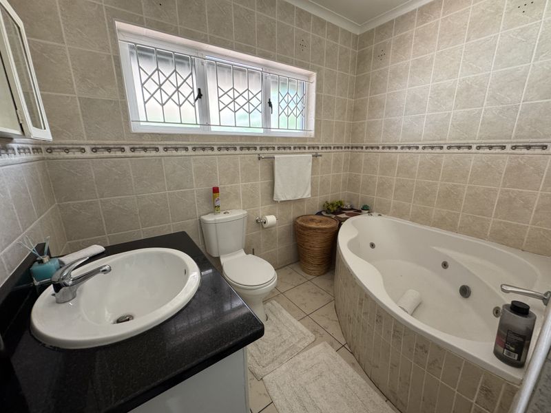 5 bedroom house for sale in umhlanga - Photo 10