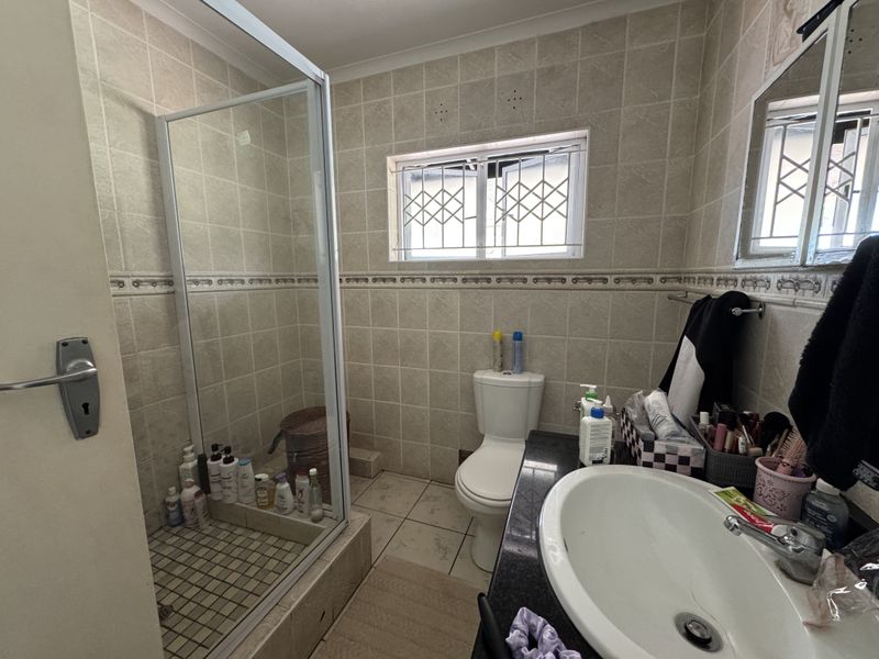 5 bedroom house for sale in umhlanga - Photo 8