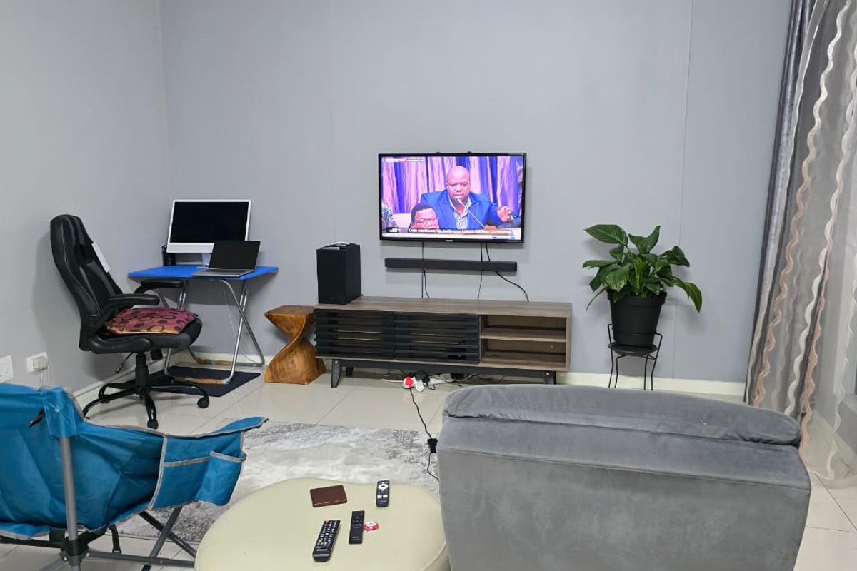 The Perfect Investment-Prime Property - Photo 3