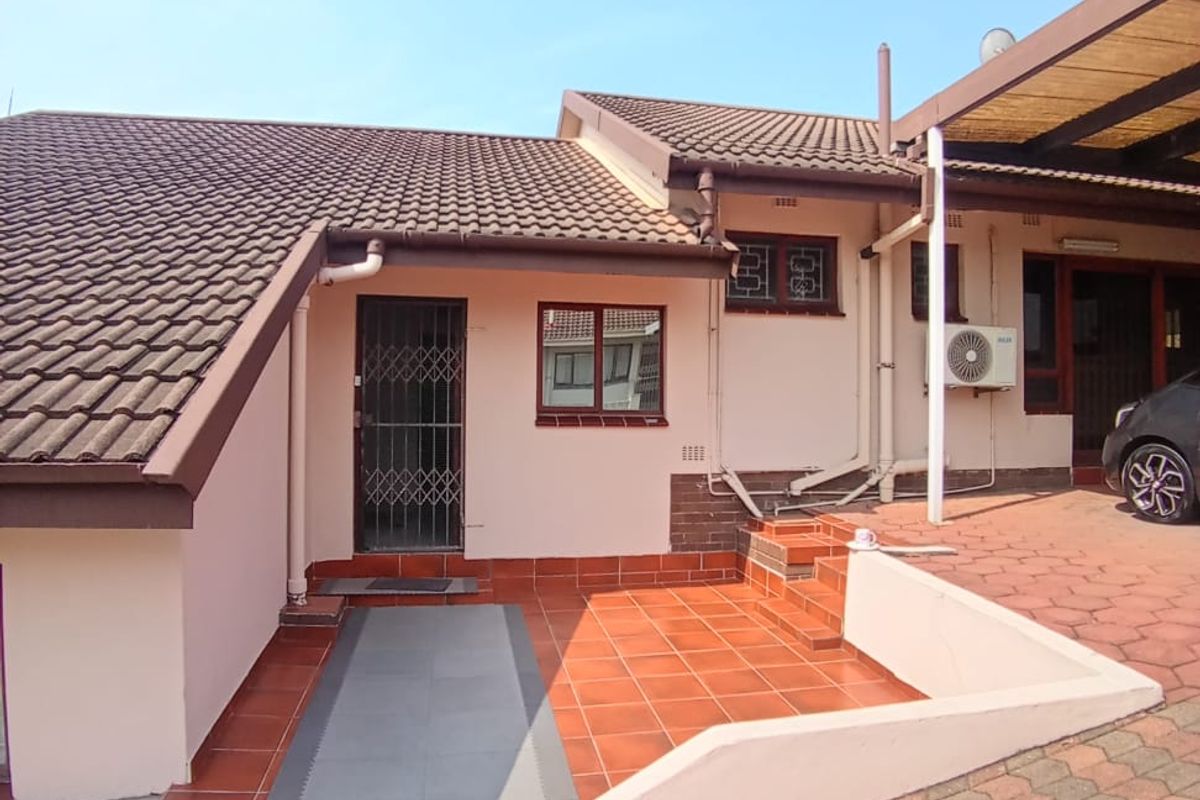 Here’s the Perfect Opportunity to Settle in a Well-Loved, Family-Friendly Neighborhood - Photo 4