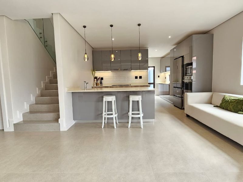 Villa Grande - No transfer duty! - Photo 2