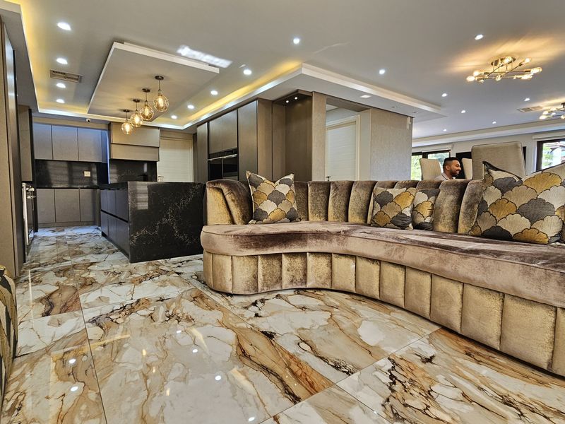 Welcome to the Spectacular La Belle – Prestigious Living in Izinga Estate - Photo 10