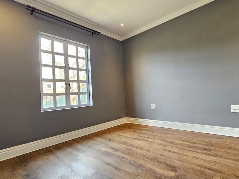 Welcome to Edgemount Estate – Modern Living in a Secure Gated Community - Photo 9