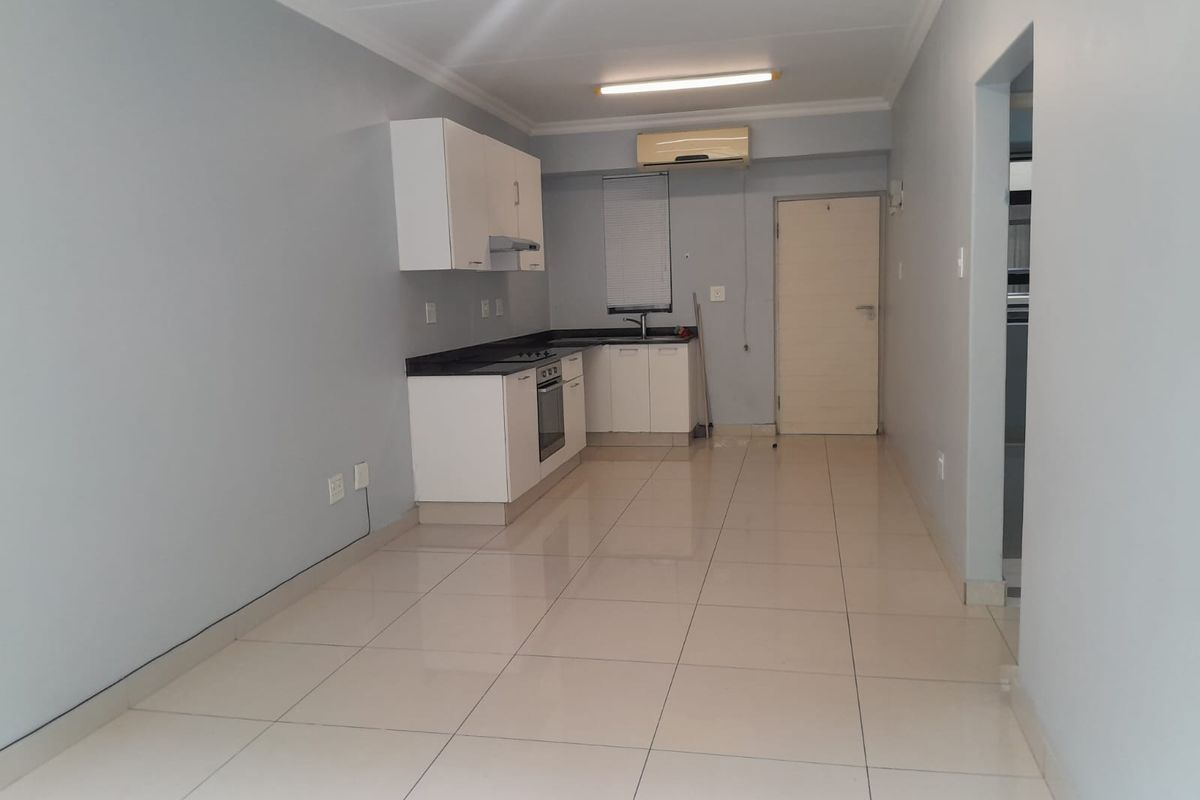 Apartment Pending Sale In Umhlanga - Photo 3