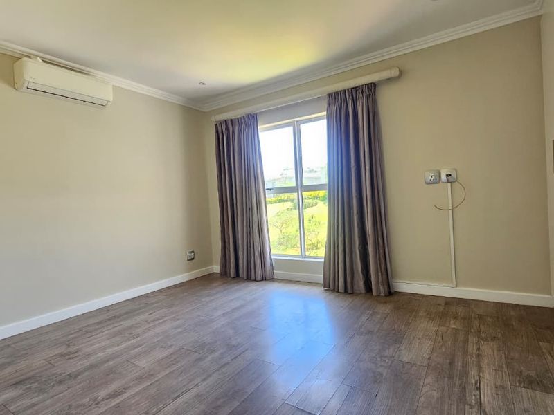 Modern 4-Bedroom Townhouse in The Wolds, Kindlewood Estate – Mount Edgecombe - Photo 10