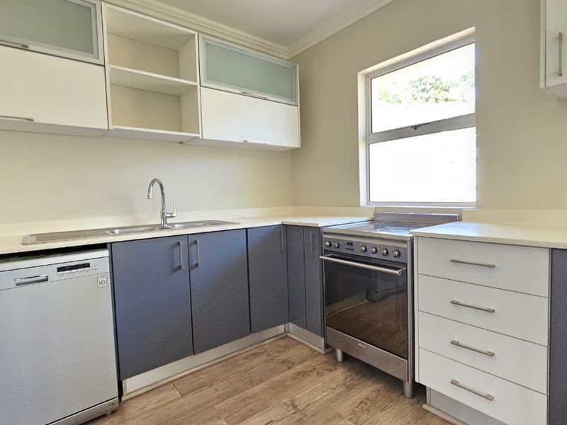 Modern 4-Bedroom Townhouse in The Wolds, Kindlewood Estate – Mount Edgecombe - Photo 6