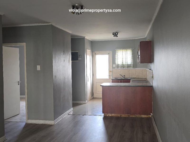 Prime property presents secure and spacious - Photo 8