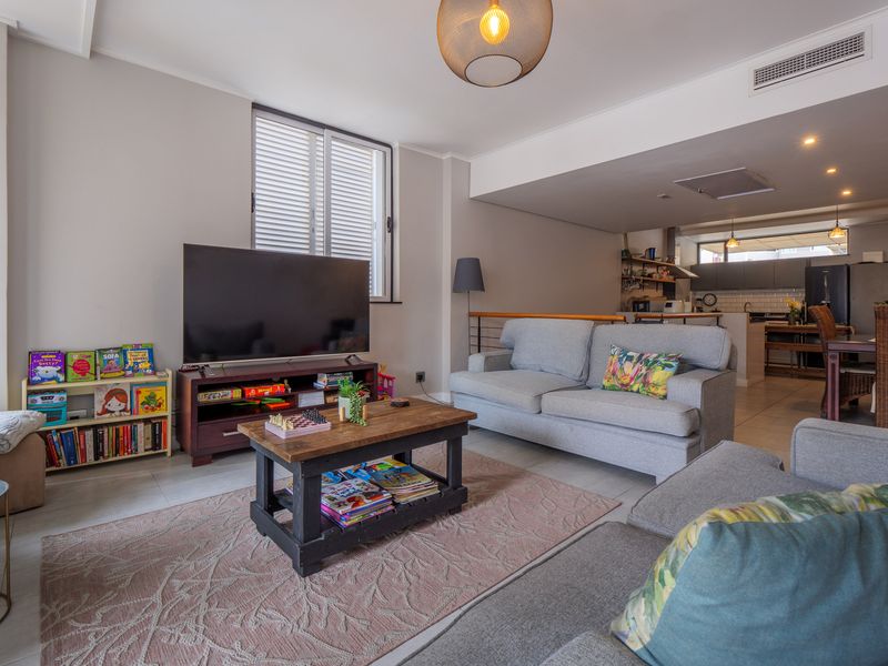 Modern 2 bedroom apartment for sale - Photo 3