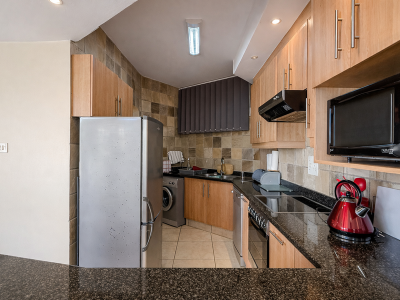 Coastal Living in the Heart of uMhlanga Rocks. Great Value. - Photo 7