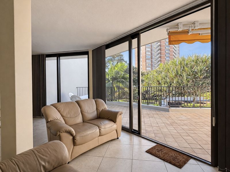 Coastal Living in the Heart of uMhlanga Rocks. Great Value. - Photo 10