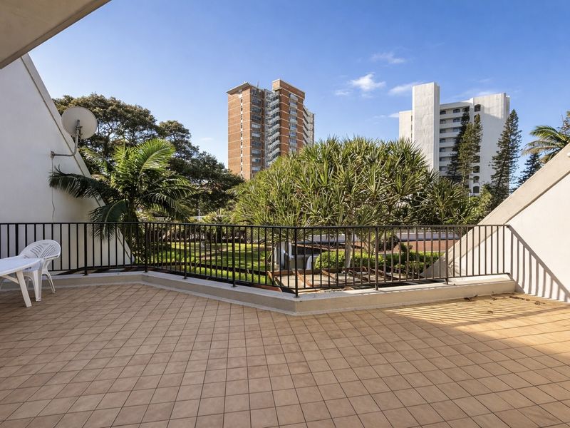 Coastal Living in the Heart of uMhlanga Rocks. Great Value. - Photo 2