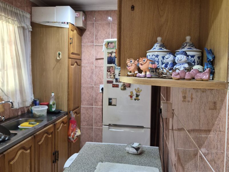 JUST LISTED ! FOR SALE - 3 BEDROOM FAMILY HOME IN WOODLANDS - Photo 5