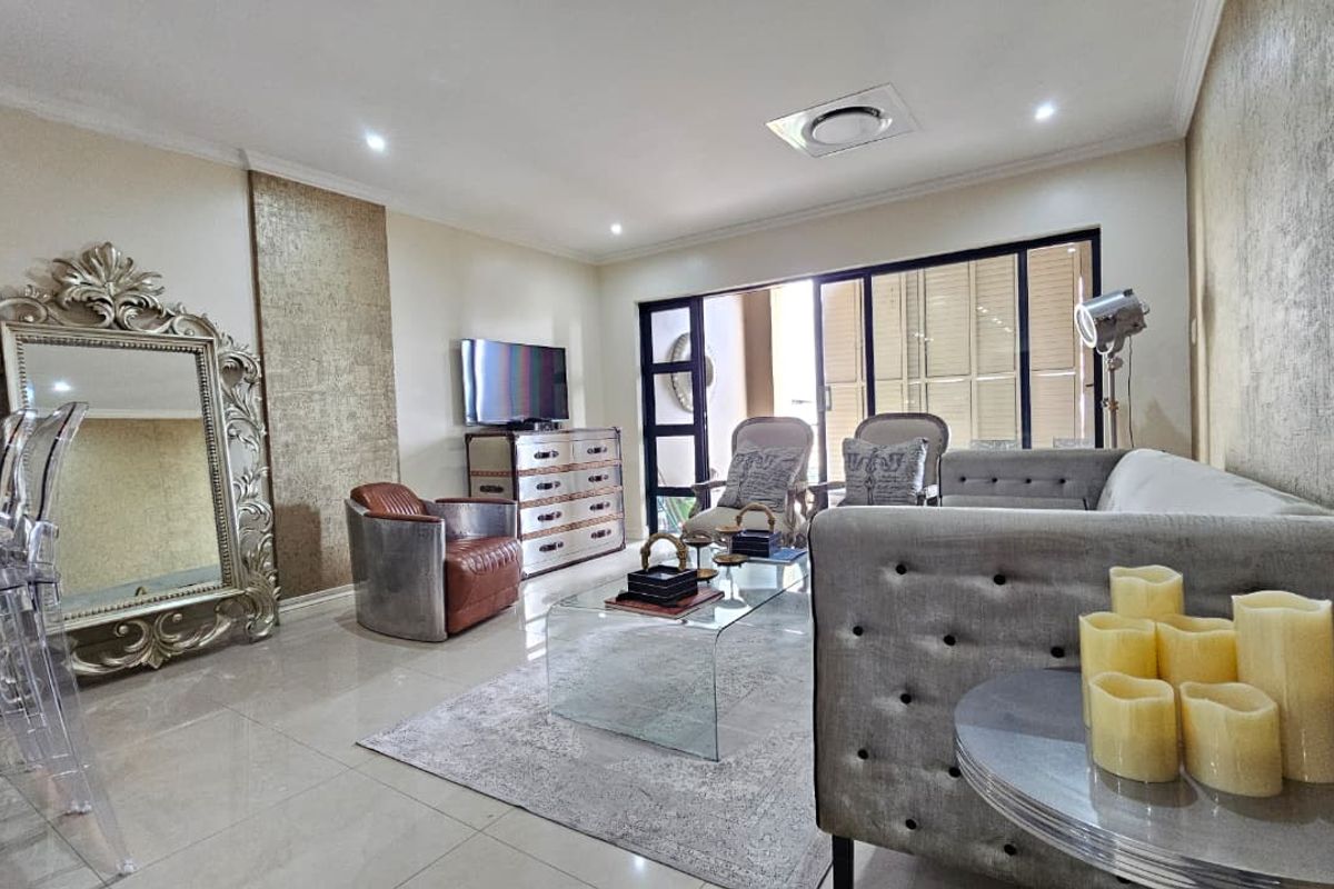 Stylish Furnished 2-Bed, 2-Bath Apartment in African Palm – Prime Umhlanga Location - Photo 2
