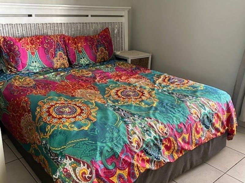 Spacious 3-Bedroom House For Rent In Glen Anil. - Photo 9